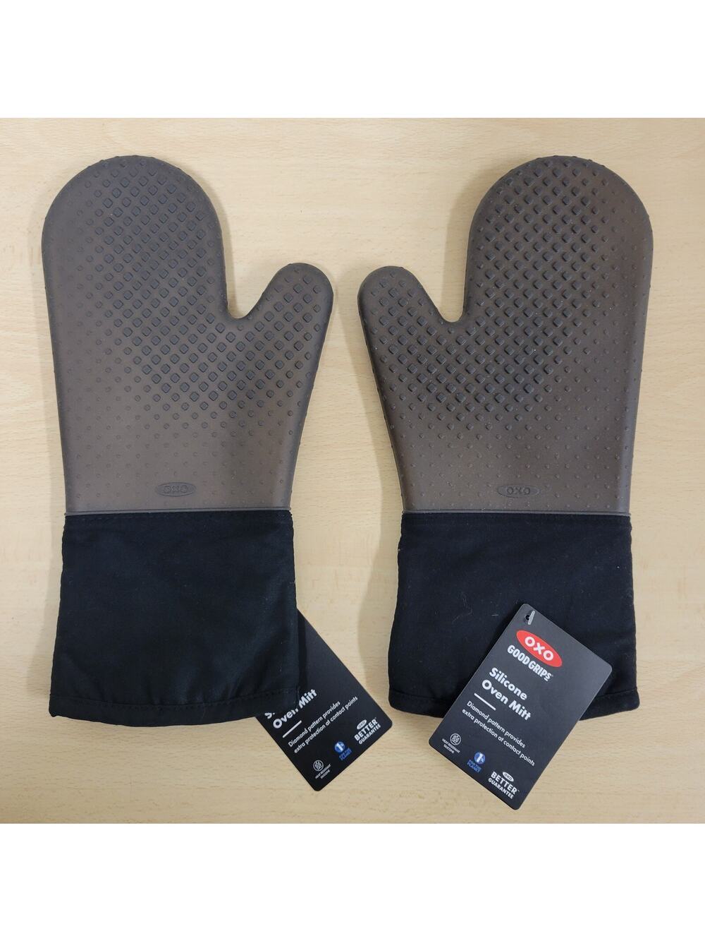 New Set of Two Black OXO Good Grips Silicone Oven Mitts Heat Resistant Washable